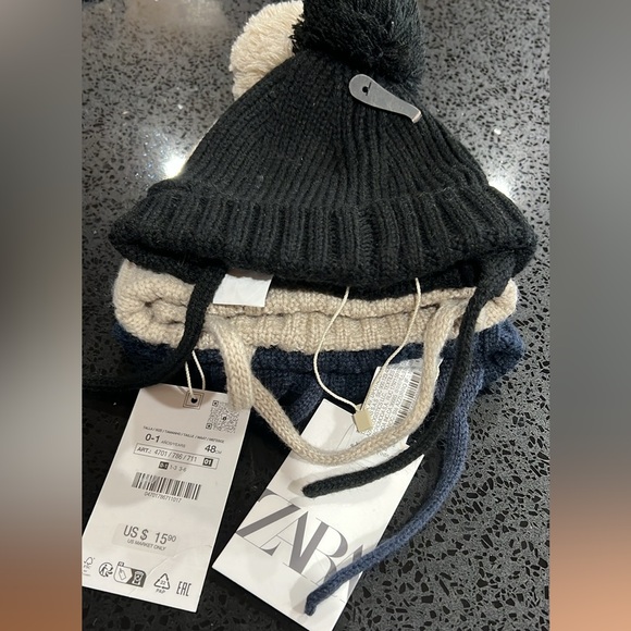 NWT Zara Baby Toddler Pom-Pom Knit Hat Bundle (3) - Black, Beige, and Navy - Picture 8 of 8